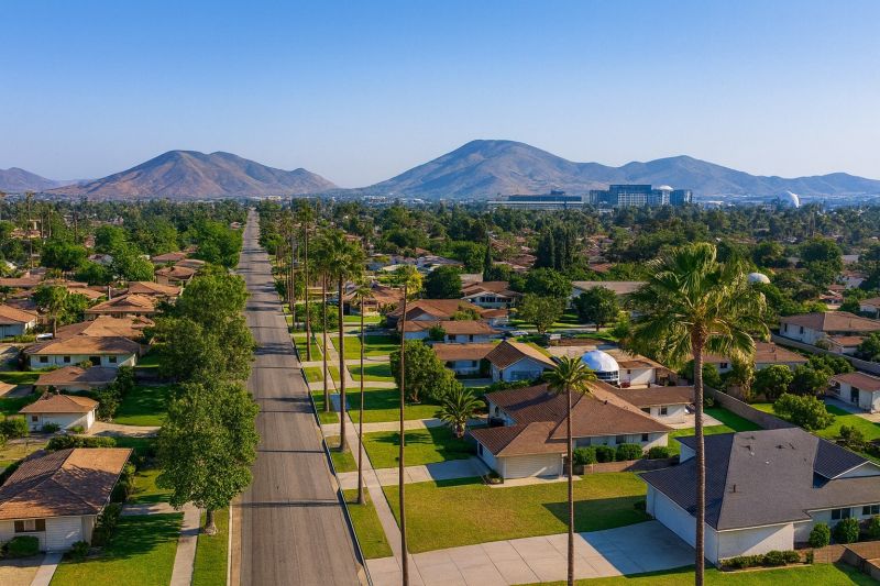 Asphalt Cracks Repair in Fontana, CA