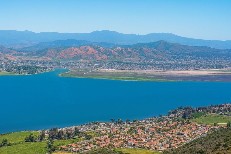 Parking Lot Blacktopping in Lake Elsinore, CA