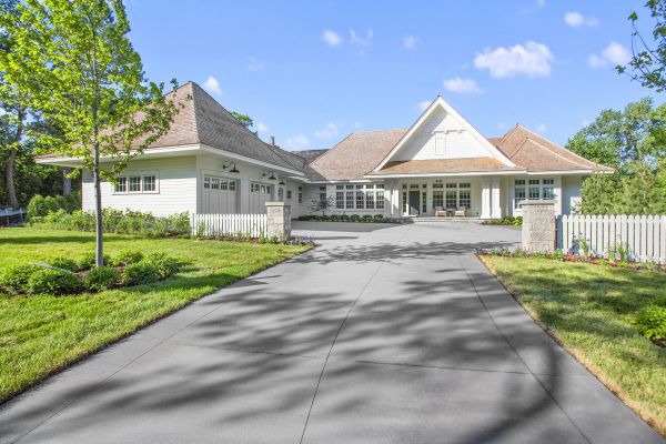 Tar And Chip Service in Riverside