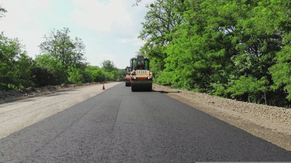 Custom Asphalt Paving in Riverside