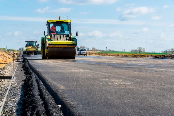 Asphalt Overlay Installation in Riverside