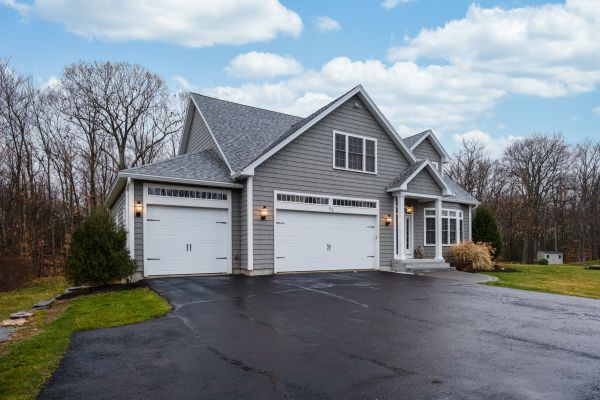Driveway Asphalt Replacement in Riverside
