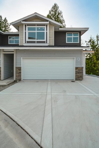 Home Driveway Installation in Riverside